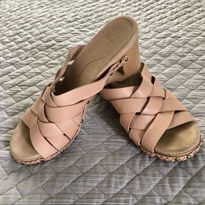 Dansko Leather Sandal Size 39